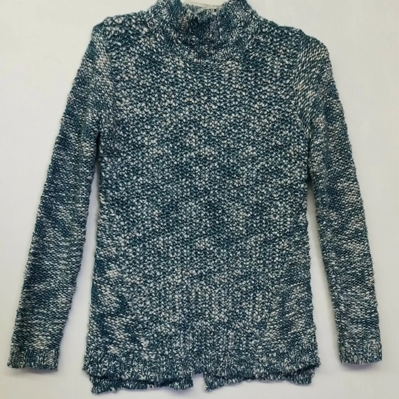 Forever 21 Women's Sweater Size XS Long Sleeve Split in Back - Picture 1 of 12